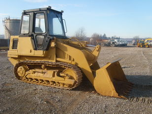 máy bốc xếp Caterpillar 943