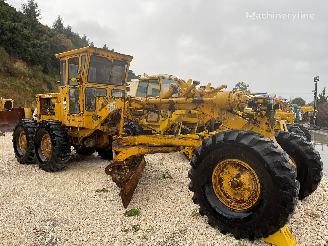 máy san đất Caterpillar 14E